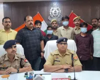 संतकबीरनगर पुलिस द्वारा झपटमारी के मामले से सम्बन्धित 03 अभियुक्तों को किया गया गिरफ्तार