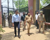 डीएम  व एसपी द्वारा द्वारा परीक्षा केंद्रों का किया औचक निरीक्षण, दिये गये आवश्यक दिशा निर्देश