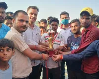 सिसैया की टीम ने जीता गौरिया क्रिकेट टूर्नामेंट का फाइनल।