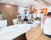 डीएम की अध्यक्षता में सम्पूर्ण समाधान दिवस के दौरान सुनी गई फरियादियों की शिकायतें।