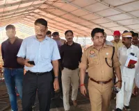मुख्यमंत्री के प्रस्तावित आगमन के दृष्टिगत डीएम एसपी द्वारा कार्यक्रम स्थल पर की गई ब्रीफिंग