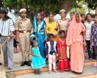 महिला सुरक्षा, के उद्देश्य से पुलिस द्वारा चलाया गया जागरूकता अभियान 