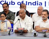 एसआईआर पर सियासी संग्राम, सीजेआई तक पहुंचा मामला, हस्तक्षेप की मांग