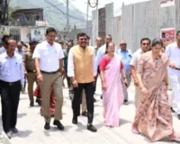  टिहरी गढ़वाल में मुख्य सचिव ने बजरंग सेतु और हिलान्स हिमालयन भोजनालय का निरीक्षण किया