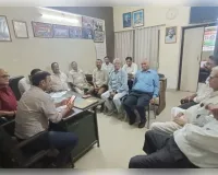 ओबरा डी एवं अनपरा ई परियोजनाओं को उत्पादन निगम को सौंपने की मांग