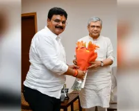  रेलवे की बड़ी सौगात, हरपालगंज और सरायहरखू स्टेशन पर ट्रेनों के ठहराव को मिली मंजूरी