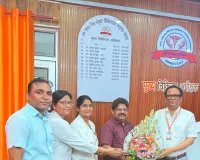 राम सागर मिश्र चिकित्सालय पहुंचे नर्सेस संघ के महामंत्री 
