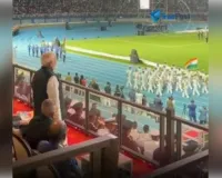 सवा लाख आवादी वाले सेशेल्स में गूंजा भारतीय सेना का गौरव, पीएम मोदी ने खड़े होकर किया सलाम