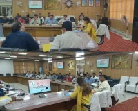 आधार सेवाओं में लापरवाही बर्दाश्त नहीं, सभी केंद्रों पर गुणवत्तापूर्ण सुविधाएं हों सुनिश्चित: डीएम