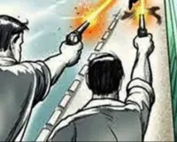 दो पक्षों में विवाद के बाद बार के बाहर 5 राउंड फायरिंग, इलाके में मची अफरा-तफरी