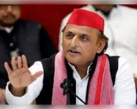 जनता से हार गयी भाजपा, सांसद खरीदने की बना रही योजना: अखिलेश यादव 