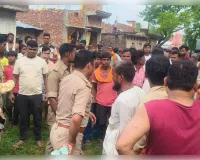 बहराइच में दिल दहला देने वाली वारदात: बेटे ने मां पर कुल्हाड़ी से हमला कर उतारा मौत के घाट