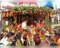वाराणसी में तीन दिवसीय लक्खा रथयात्रा मेले की शुरूआत, भगवान जगन्नाथ की अलौकिक छवि देख श्रद्धालु निहाल
