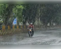 प्रयागराज समेत पूर्वी उत्तर प्रदेश के कई जिलों में गरज-चमक और बारिश का अलर्ट