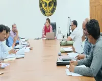  पीएम-सीएम आवास योजनाओं के लंबित प्रकरणों का शीघ्र निस्तारण करें: जिलाधिकारी