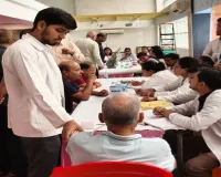 स्वस्थ समाज के लिए जागरूकता और नियमित स्वास्थ्य जांच जरूरी: कुलपति प्रो. विनय कुमार पाठक