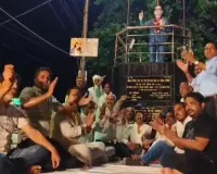  रायबरेली : राहुल गांधी व प्रियंका की गिरफ्तारी पर कांग्रेस कार्यकर्ताओं ने किया विराेध प्रदर्शन