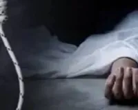 वाराणसी : मां ने रील देखने से मना किया तो बेटी ने फंदा लगाकर की आत्महत्या