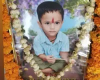 कलियुगी मां ने प्रेमी से बात करने में रोड़ा बने 3 साल के मासूम की गला घोंटकर की हत्या