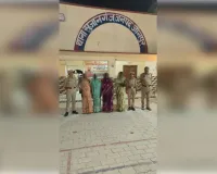  पुलिस व राजस्व टीम पर पथराव करने में चार महिलाओं समेत छह गिरफ्तार
