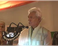 अमरनाथ तीर्थयात्रियों को रवाना करने से पहले उप राज्यपाल मनोज सिन्हा ने की पूजा-अर्चना