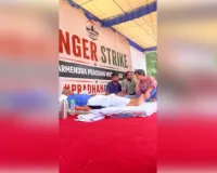 दिल्ली में भूख हड़ताल पर बैठे सोनम वांगचुक के समर्थकों ने भी रखा एक दिन का उपवास