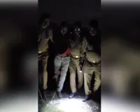 महिला की निर्मम हत्या का खुलासा: शव के टुकड़े फेंकने वाला आरोपी मुठभेड़ में गिरफ्तार