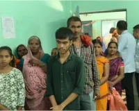 भागलपुर: अस्पताल में डॉक्टरों की कमी से मरीज बेहाल, घंटों लाइन में लगने को मजबूर