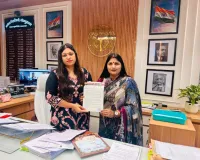 ग्रेटर नोएडा वेस्ट की समस्याओं को लेकर सपा महिला सभा ने डीएम को सौंपा ज्ञापन