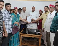  निषाद पार्टी ने विधायक को सौंपा ज्ञापन, विधानसभा में निषाद समाज के अधिकारों की आवाज उठाने की मांग