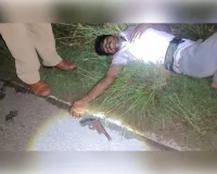पुलिस मुठभेड़ में  50 हजार का इनामी बदमाश समेत तीन घायल; 11 लाख नकदी बरामद