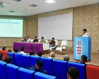 वाराणसी: गंगा जलयानों की सुरक्षा और नाविक कल्याण पर मंथन, लाइसेंस व्यवस्था पर उठी मांग