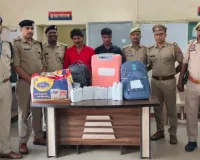 कानपुर सेंट्रल स्टेशन से दो शराब तस्कर गिरफ्तार, दो लाख से अधिक की अंग्रेजी शराब बरामद
