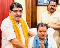 नारियल फोड़ व पूजन अर्चन कर क्षेत्रीय अध्यक्ष ने किया पदभार ग्रहण 