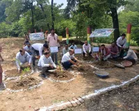वृहद पौधरोपण अभियान का शुभारंभ, 'एक पेड़ मां के नाम' के तहत लगाए गए पौधे