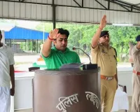 पुलिस अधीक्षक संतकबीरनगर ने वृक्षारोपण कर पर्यावरण संरक्षण का दिया संदेश