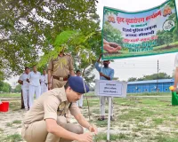 रिजर्व पुलिस लाइन्स में एसपी सत्यनारायण ने किया पौधरोपण