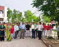 जय प्रकाश नारायण सर्वोदय विद्यालय नरायनपुर में किया गया वृक्षारोपण