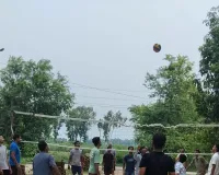 थाना धर्मसिंहवा पुलिस व आमजनमानस के बीच खेला गया मैत्रीपूर्ण वॉलीबॉल मैच