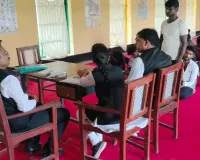 इंस्टाग्राम पर फेक आईडी के कारण फंस गया हूँ, छुड़ा दीजिए साहब 