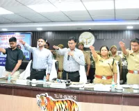 भूजल बचाने को 'मिशन मोड' में उतरा खीरी,डीएम ने दिलाई जल संरक्षण की शपथ