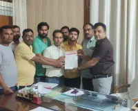 जौहर विश्वविद्यालय को लेकर राज्यपाल को संबोधित ज्ञापन एसडीएम को सौंपा।