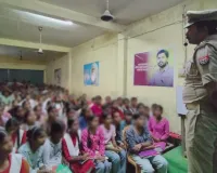 महुली पुलिस द्वारा 