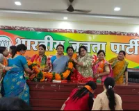 भाजपा महिला मोर्चा की प्रदेश अध्यक्ष सरोज कुशवाहा का जोरदार स्वागत 