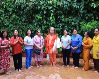 प्लास्टिक बैग मुक्त दिवस पर स्वामी चिदानन्द का आह्वान, कपड़े के थैले अपनाने की अपील