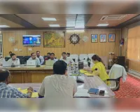 अन्नपूर्णा भवनों का निर्माण समय पर पूरा करें, संचालन में न हो देरी: डीएम