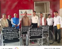सिविल अस्पताल को मिली नयी व्हीलचेयर 