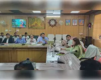 उद्योगों की समस्याओं का हो त्वरित समाधान, निवेश और रोजगार बढ़ाने पर जोर : डीएम
