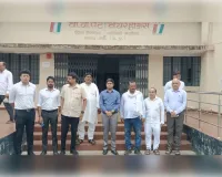 राजनीतिक दलों की मौजूदगी में डीएम ने किया ईवीएम/वीवीपैट वेयरहाउस का निरीक्षण
