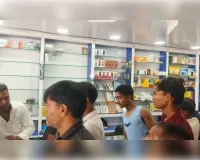 कोलासी में मोबाइल दुकान में सेंधमारी कर करीब 3 लाख के मोबाइल ले उड़े चोर